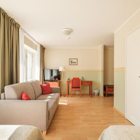 Wasa Hotel & Health Center Пярну Екстериор снимка