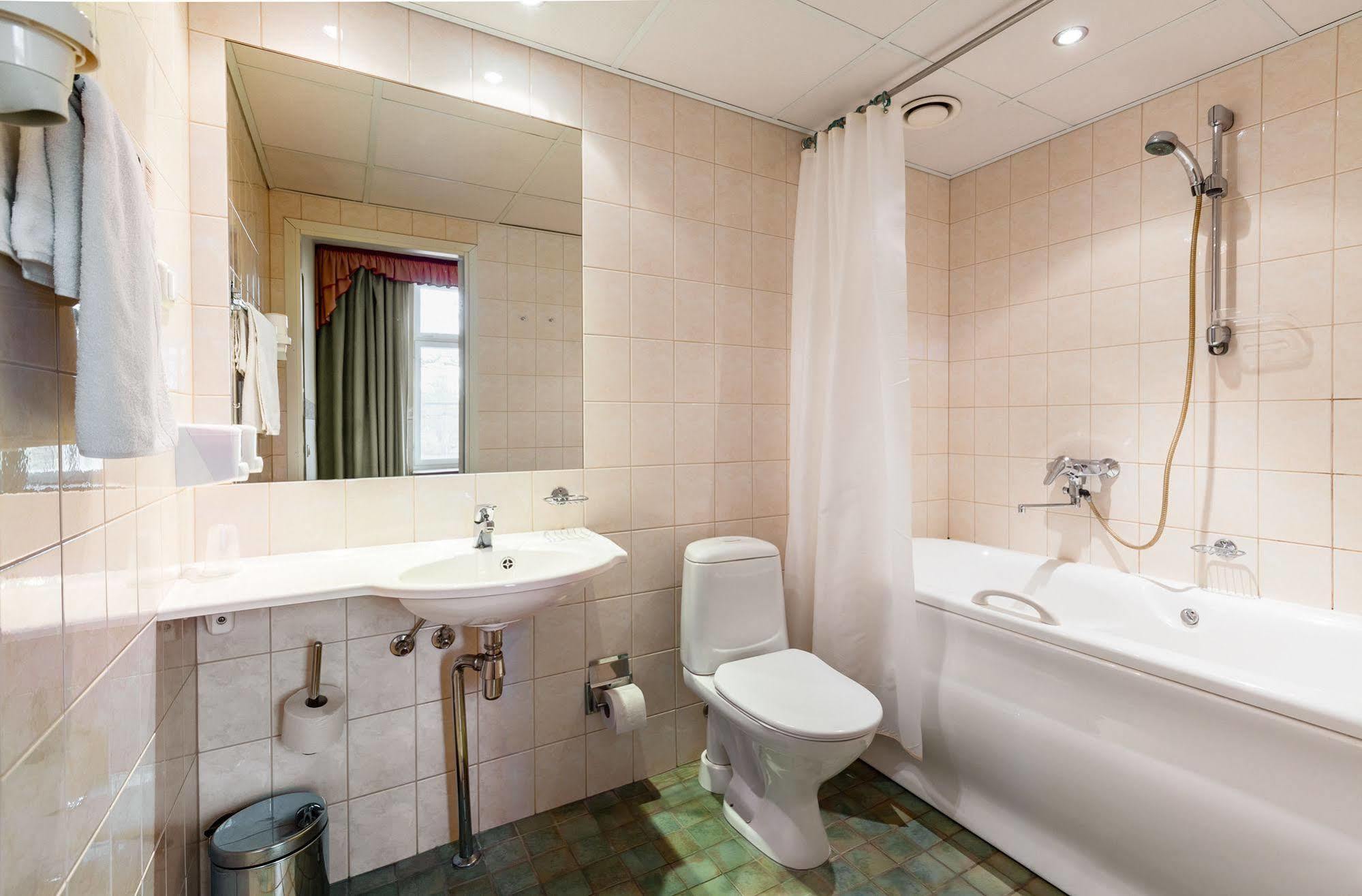Wasa Hotel & Health Center Пярну Екстериор снимка