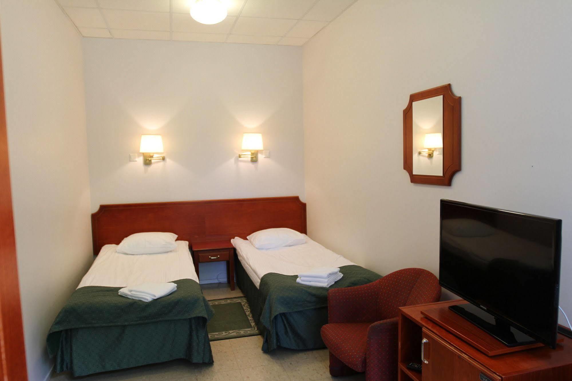 Wasa Hotel & Health Center Пярну Екстериор снимка